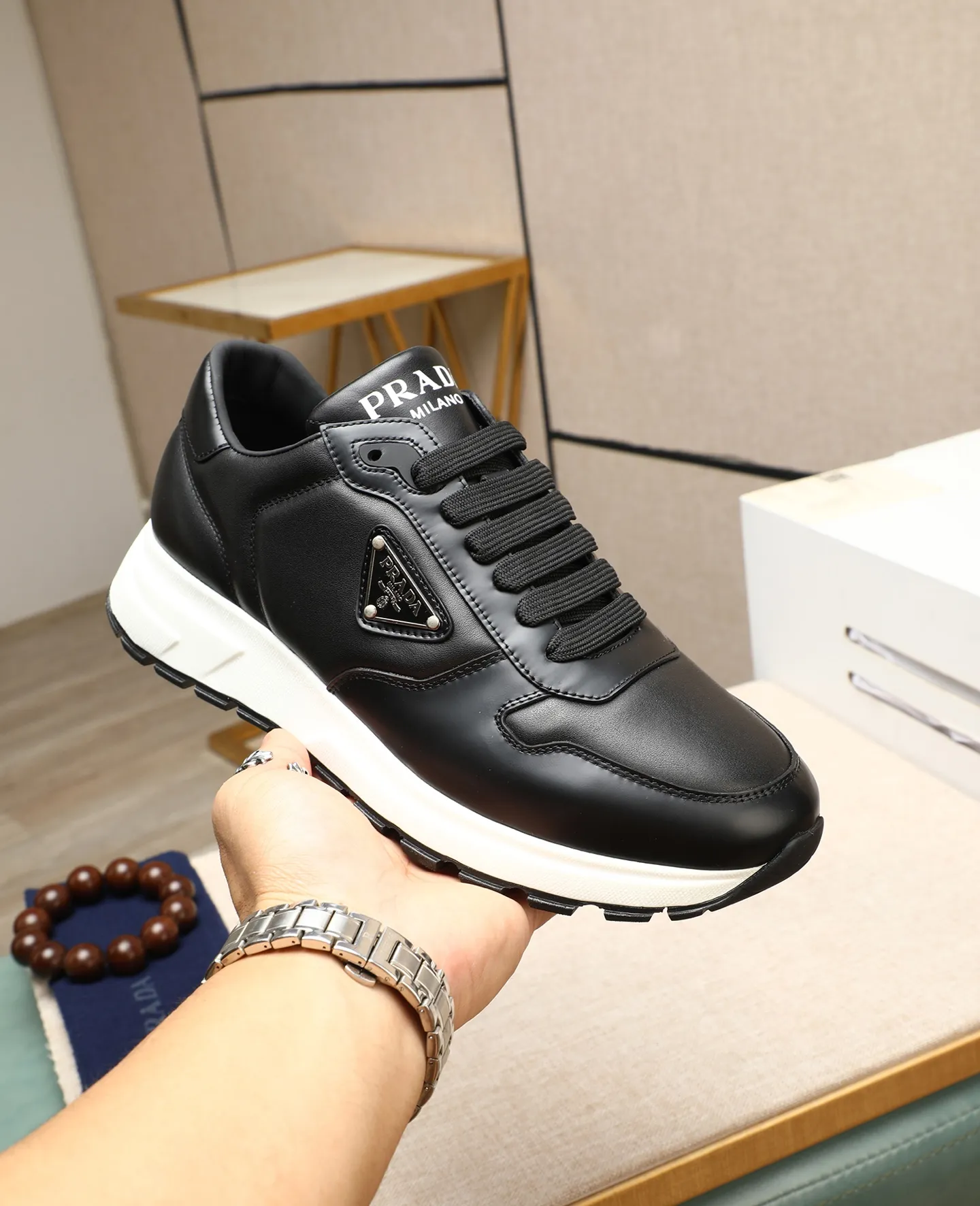 Men's shoes 💰540 🌹🌹[PRADA—Prada] 2025 latest model 🙈original replica! 👟👟👟Available here. The workmanship is top-notch. The upper is made from Italy. 🇮🇹Imported first-layer cowhide. ❗️Breathable genuine leather lining @Suitable for travel. The original version has an enlarged engraved sole, making it suitable for all kinds of travels, showing low-key luxury. Let quality speak for itself. Color: Size: 38-45